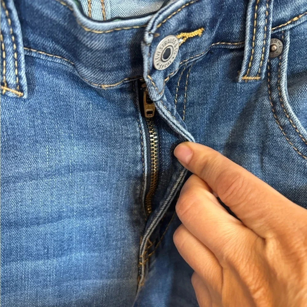 Levi’s Boys Straight Cut Jeans - size 16​​